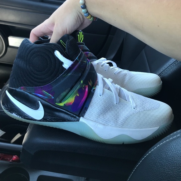 nike kyrie 2 parade